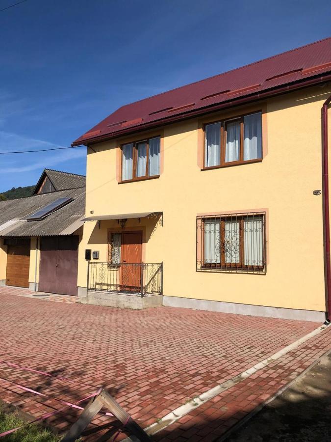 Затишна Оселя Apartment Mizhhirya  Exterior photo